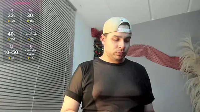 Snapshot of Latin_boy_surprisee chatting on 01-10-26, 12:45 Latin boy surprisee online show from 01-10-26, 12:45