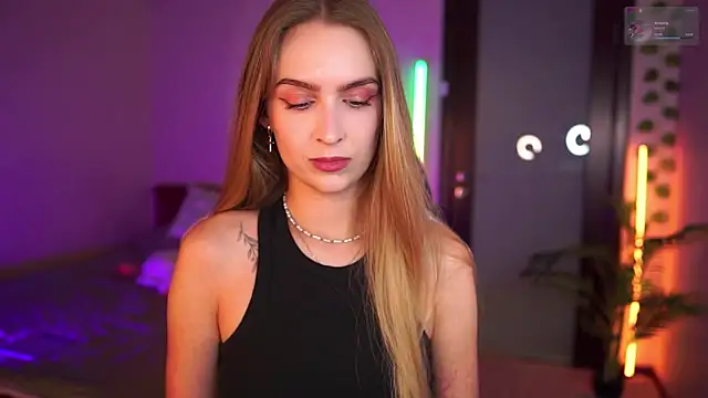 Kamila icee online show from 09-25-25, 07:06