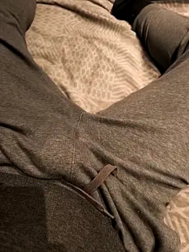 onbifeet online show from 12-18-25, 07:53