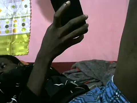 Snapshot of Bigras0011 chatting on 01-02-25, 03:48 Bigras0011 online show from 01-02-25, 03:48