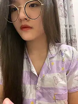 Krixxi22 online show from 12-09-24, 11:47