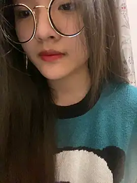 Krixxi22 online show from 02-06-25, 03:52