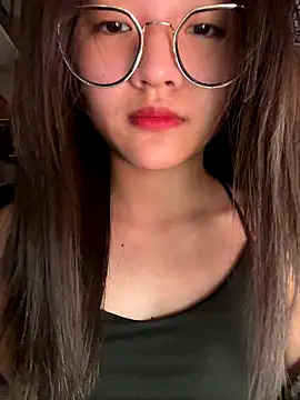 Krixxi22 online show from 11-11-25, 05:57