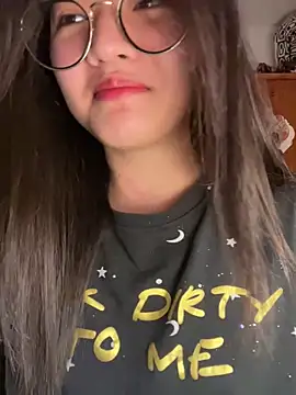 Krixxi22 online show from 12-01-25, 02:55