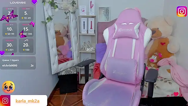 Snapshot of karla_cute01 chatting on 03-12-25, 09:13 karla cute01 online show from 03-12-25, 09:13