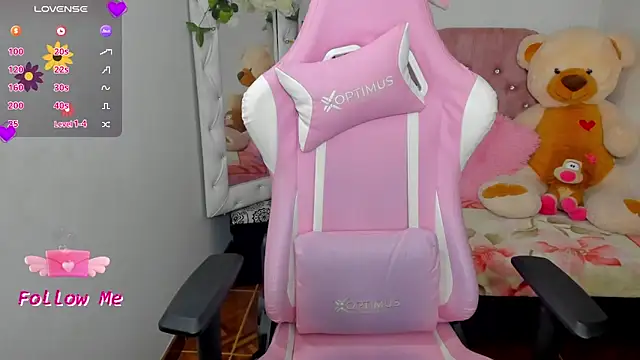 Snapshot of karla_cute01 chatting on 03-22-25, 05:31 karla cute01 online show from 03-22-25, 05:31