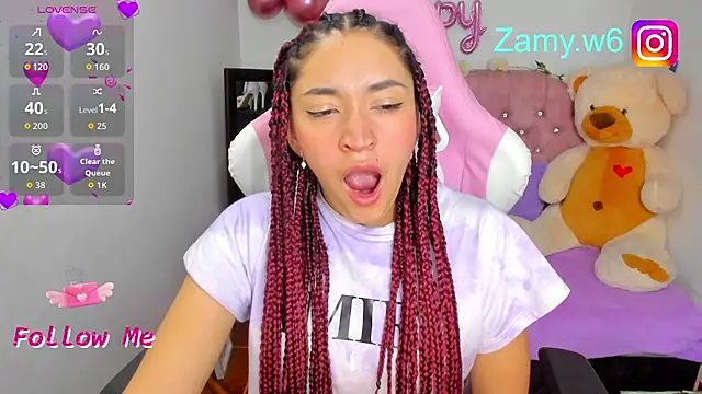 Snapshot of karla_cute01 chatting on 09-29-25, 05:12 karla cute01 online show from 09-29-25, 05:12