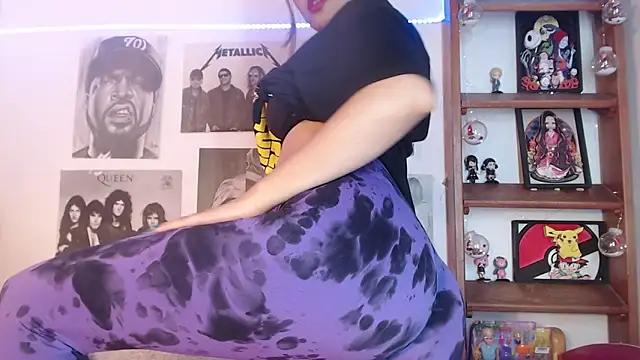 Meowlody online show from 01-13-25, 07:42