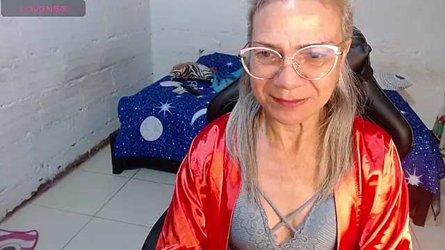 Giorgia xue53 online show from 12-17-24, 04:23