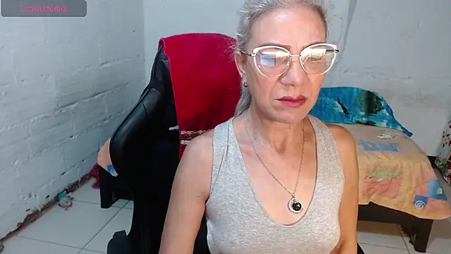 Giorgia xue53 online show from 12-27-24, 08:39