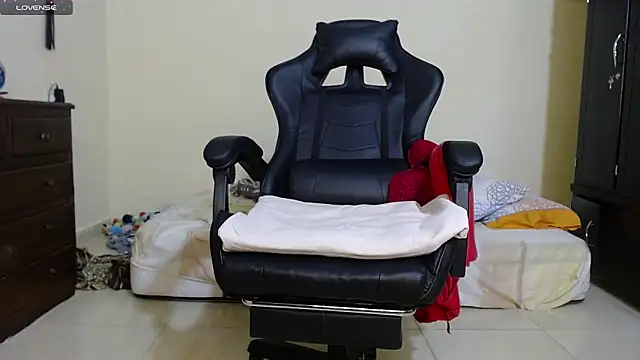 Giorgia xue53 online show from 02-06-25, 11:54