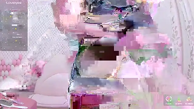 Snapshot of Sumi_y chatting on 12-03-25, 02:30 Sumi y online show from 12-03-25, 02:30