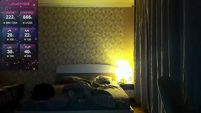 MariaStuart online show from 12-18-24, 03:00