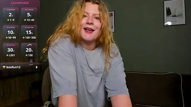 Snapshot of MariaStuart chatting on 07-13-26, 08:55 MariaStuart online show from 07-13-26, 08:55