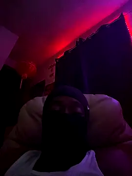 Snapshot of GersonGil1 chatting on 10-26-25, 07:25 GersonGil1 online show from 10-26-25, 07:25