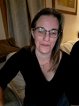 SpiceLea online show from 12-21-24, 05:40