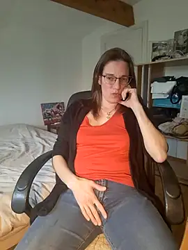 SpiceLea online show from 03-06-25, 12:41