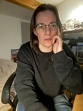 SpiceLea online show from 03-06-25, 05:22