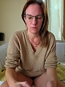 SpiceLea online show from 09-21-25, 01:57