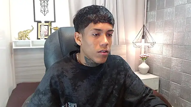 Alan Cute18 online show from 02-25-26, 12:48