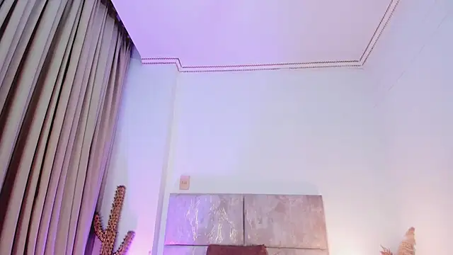 AlissaNix online show from 01-21-25, 12:46