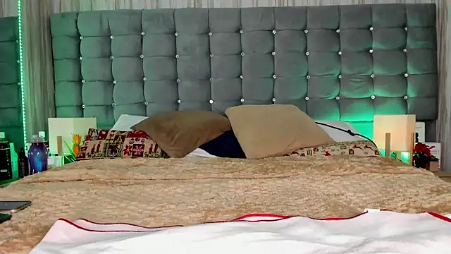 Poacahontasfg online show from 03-21-26, 04:06