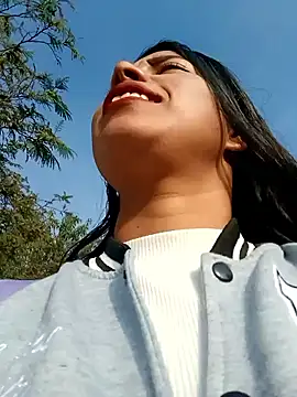  andrea30 online show from 02-19-25, 12:33