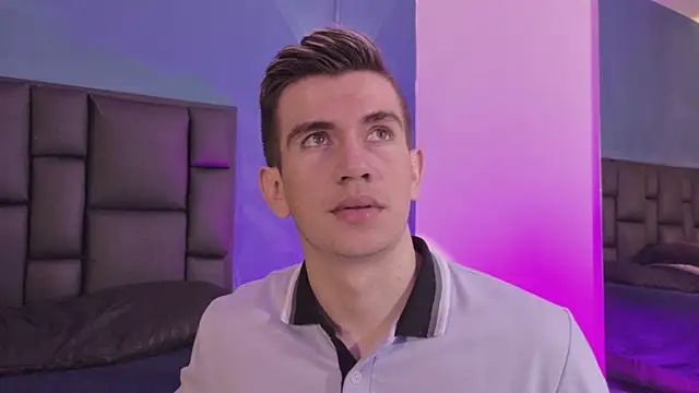 MikaelSlow online show from 03-04-26, 03:56