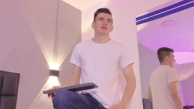 MikaelSlow online show from 04-13-26, 07:08