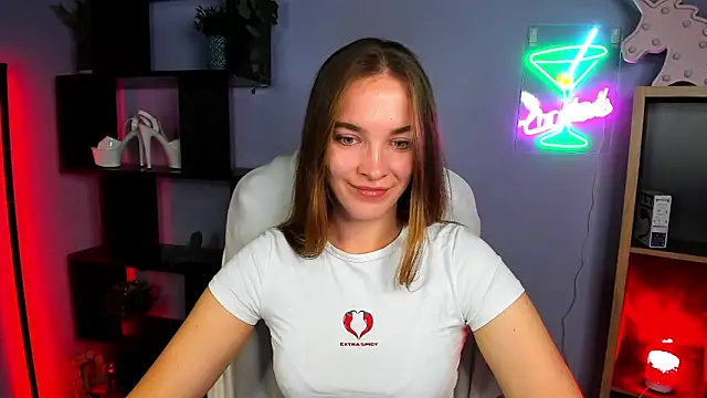 Snapshot of kenzie_x chatting on 09-11-25, 04:56 kenzie x online show from 09-11-25, 04:56