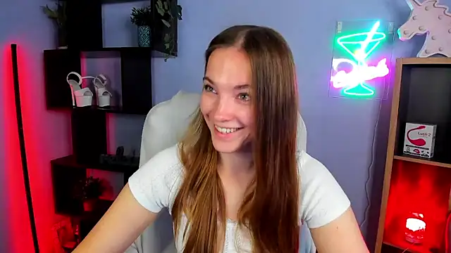 Snapshot of kenzie_x chatting on 09-24-25, 06:28 kenzie x online show from 09-24-25, 06:28