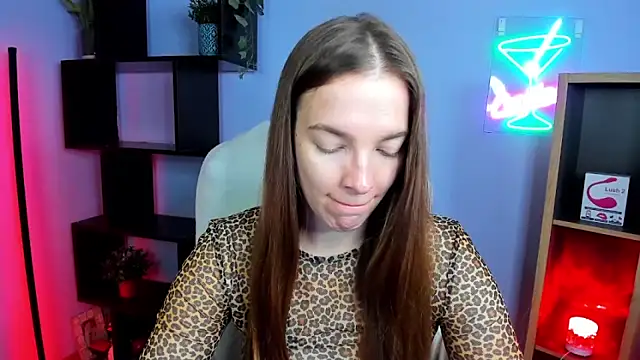 kenzie x online show from 11-21-25, 07:40