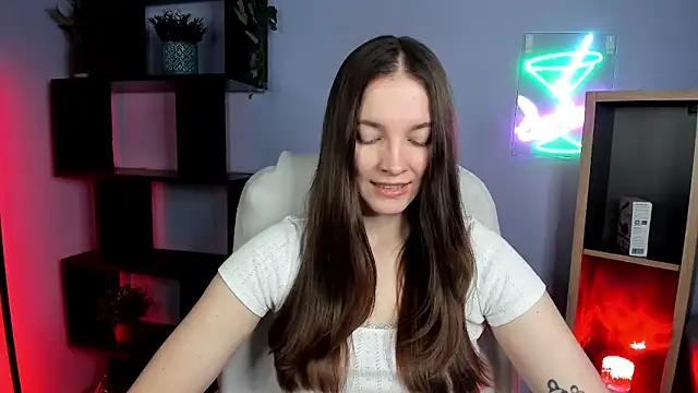 kenzie x online show from 12-21-25, 08:10