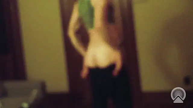 Snapshot of her4life chatting on 09-19-25, 05:53 her4life online show from 09-19-25, 05:53