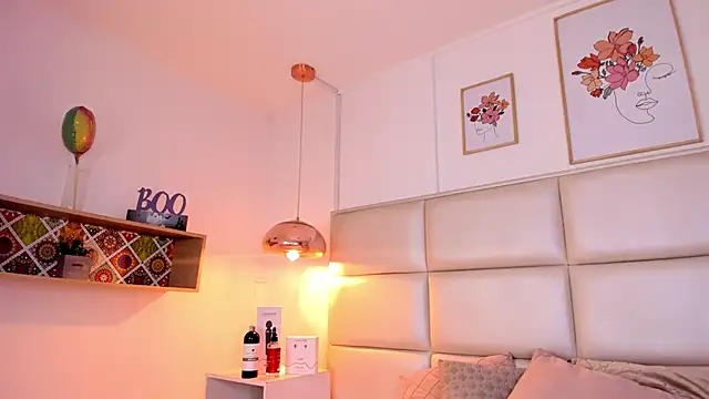 Aily Yozuko online show from 01-13-25, 04:07