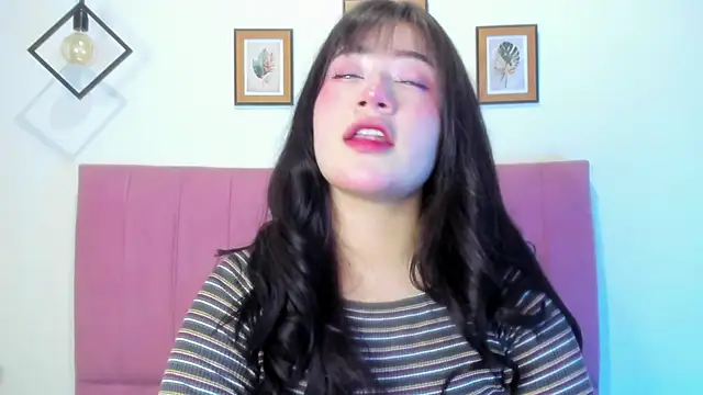 GENNESIS LOVE online show from 11-14-25, 03:27