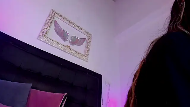 Snapshot of Mia_222 chatting on 01-29-25, 06:28 Mia 222 online show from 01-29-25, 06:28