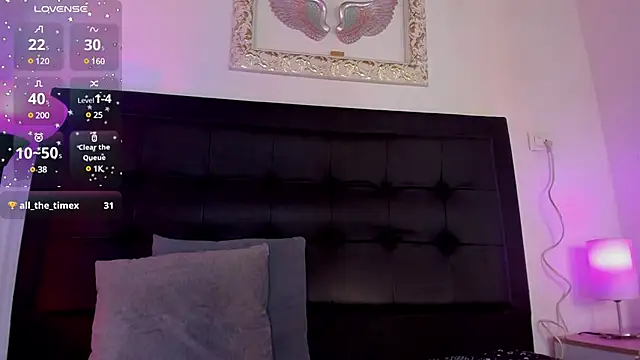 Snapshot of Mia_222 chatting on 02-07-25, 03:19 Mia 222 online show from 02-07-25, 03:19