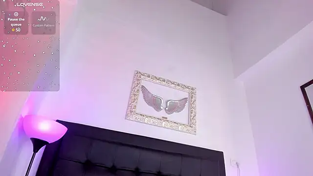 Snapshot of Mia_222 chatting on 02-09-25, 12:30 Mia 222 online show from 02-09-25, 12:30