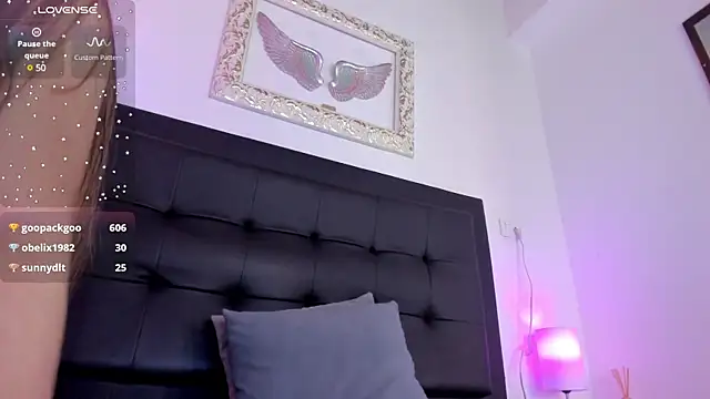 Snapshot of Mia_222 chatting on 02-09-25, 03:34 Mia 222 online show from 02-09-25, 03:34