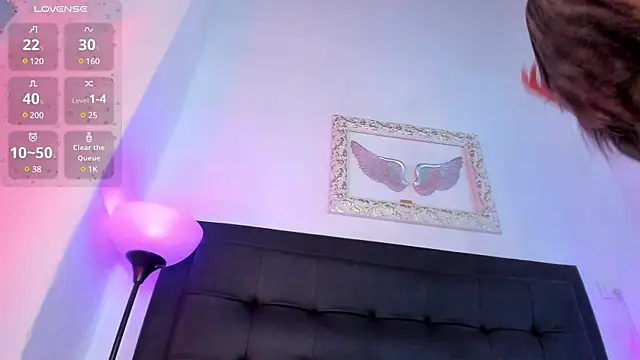 Snapshot of Mia_222 chatting on 02-26-25, 02:46 Mia 222 online show from 02-26-25, 02:46