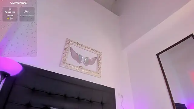 Snapshot of Mia_222 chatting on 03-05-25, 12:33 Mia 222 online show from 03-05-25, 12:33