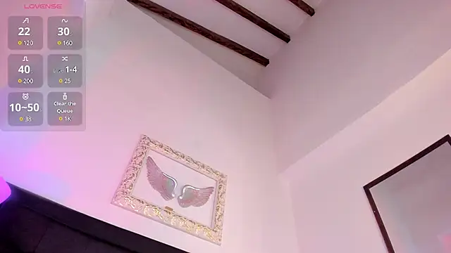 Snapshot of Mia_222 chatting on 03-22-25, 02:47 Mia 222 online show from 03-22-25, 02:47