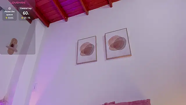 Snapshot of Mia_222 chatting on 10-18-25, 10:49 Mia 222 online show from 10-18-25, 10:49