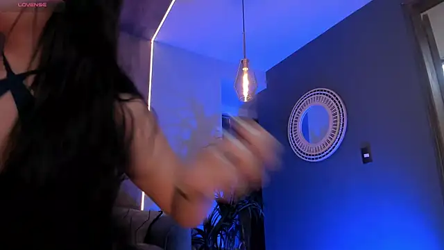 AngelicaVega online show from 12-17-25, 07:09