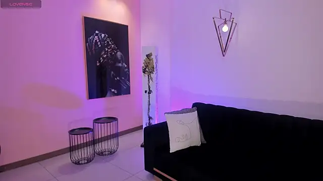 DonnaStonne online show from 03-21-25, 02:28