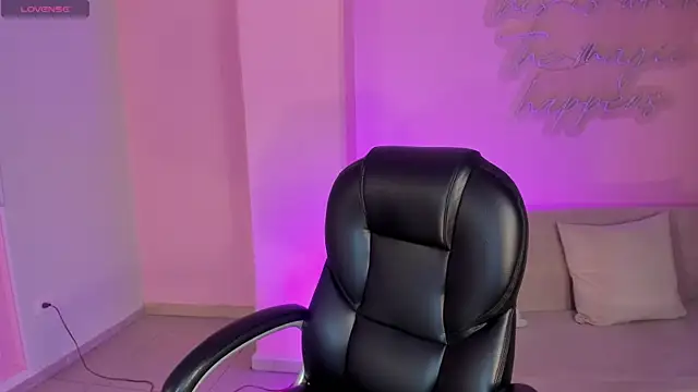 DonnaStonne online show from 09-28-25, 11:54