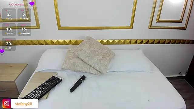 amor smith  online show from 02-23-25, 02:40