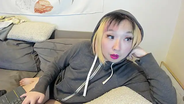 luxgray online show from 02-17-25, 02:53