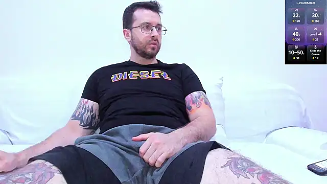 JayXCee Official online show from 12-28-24, 03:37